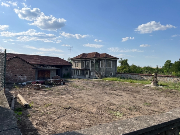 Къща в с. Самоводене, Област Велико Търново - 75 кв.м за 1600 €/кв.м - Снимка #1