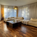 Дава се под наем Тристаен апартамент в с. Бояна, Област Варна - 180 кв.м за 1250 € - Снимка #1