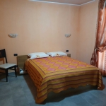 Тристаен апартамент в Казанлък - 100 кв.м за 929 €/кв.м - Снимка #1