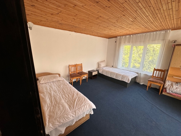 Дава се под наем Къща в Перник, Изток - 360 кв.м за 15.3 € - Снимка #1