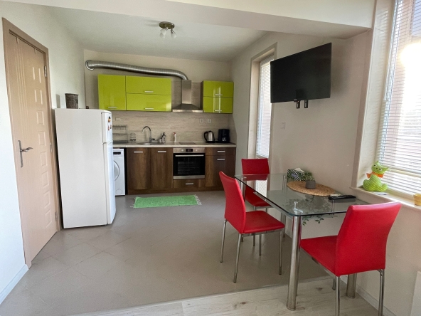 Дава се под наем Едностаен апартамент в Казанлък - 45 кв.м за 255 € - Снимка #1