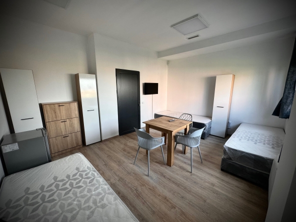 Дава се под наем Хотел в София, Малинова долина - 300 кв.м за 10.2 € - Снимка #1