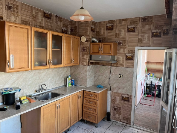 Тристаен апартамент в Пловдив, Кючук Париж - 70 кв.м за 1362 €/кв.м - Снимка #1