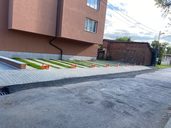 Дава се под наем Гараж / Паркомясто в София, Левски - 15 кв.м за 51 € - Снимка #1