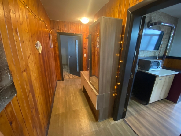 Дава се под наем Тристаен апартамент в Враца, Металург - 62 кв.м за 280.5 € - Снимка #1