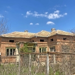 Къща в с. Изворник, Област Варна - 72 кв.м за 125 €/кв.м - Снимка #1