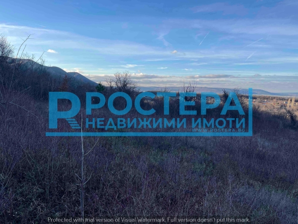 Парцел в с. Стража, Област Търговище - 1451 кв.м за 7 €/кв.м - Снимка #1