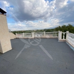 Къща в с. Чешнегирово, Област Пловдив - 448 кв.м за 442 €/кв.м - Снимка #1