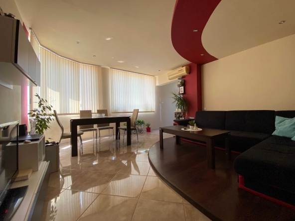 Тристаен апартамент в Пловдив, Тракия - 94 кв.м за 1479 €/кв.м - Снимка #1