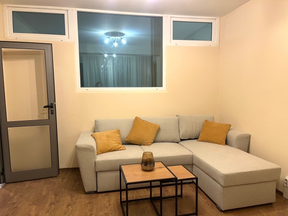 Дава се под наем Двустаен апартамент в София, Слатина - 48 кв.м за 408 € - Снимка #1