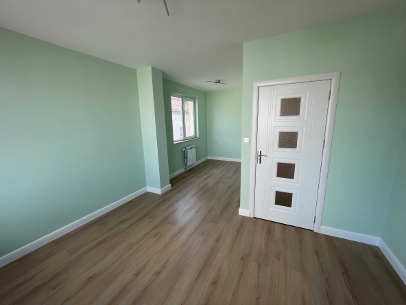 Двустаен апартамент в Русе, Възраждане - 75 кв.м за 1598 €/кв.м - Снимка #1