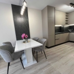 Тристаен апартамент в Пловдив, Кючук Париж - 123 кв.м за 1586 €/кв.м - Снимка #1