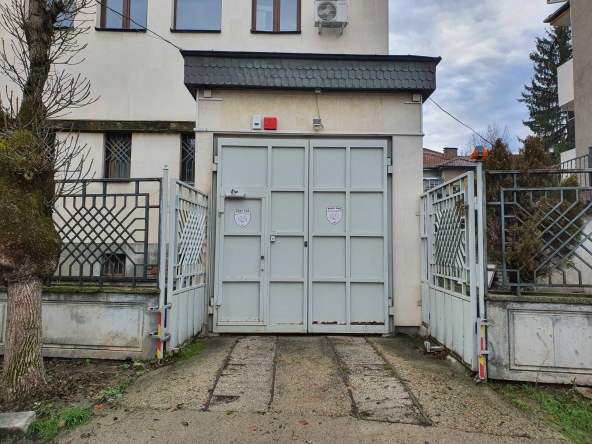 Дава се под наем Промишлена сграда в Севлиево - 60 кв.м за 1020 € - Снимка #1