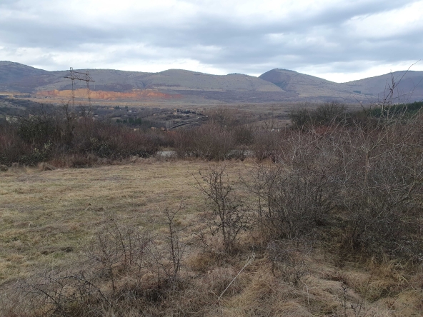 Земеделски имот в София, Витоша -  кв.м за 322 €/дка - Снимка #1