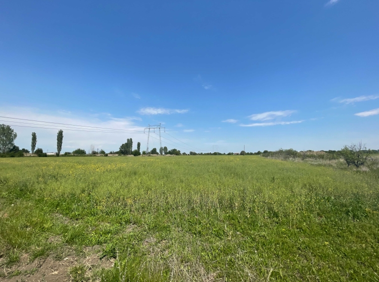 Парцел в Пловдив, Остромила - 2680 кв.м за 45 €/кв.м - Снимка #1