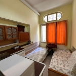 Дава се под наем Едностаен апартамент в Варна, Център - 10 кв.м за 204 € - Снимка #1