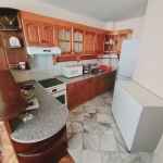 Дава се под наем Тристаен апартамент в Бургас, Братя Миладинови - 80 кв.м за 153 € - Снимка #1