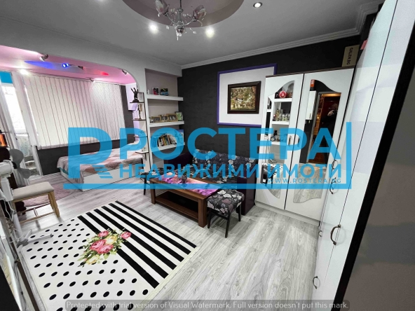 Двустаен апартамент в Търговище, Запад 2 - 60 кв.м за 1403 €/кв.м - Снимка #1