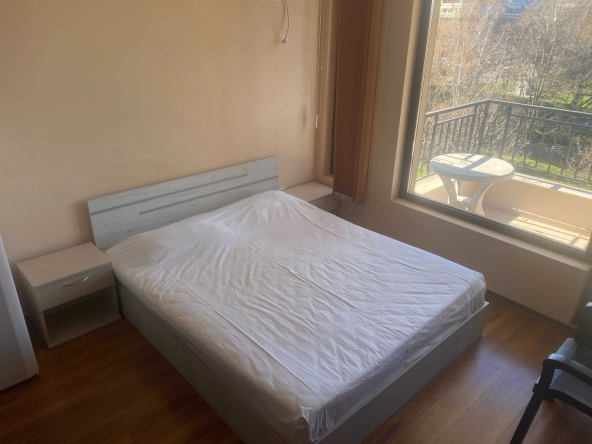 Дава се под наем Едностаен апартамент в Бургас, Лазур - 43 кв.м за 175 € - Снимка #1