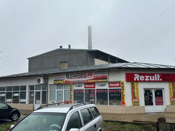 Магазин в Добрич, Център - 1300 кв.м за 416 €/кв.м - Снимка #1