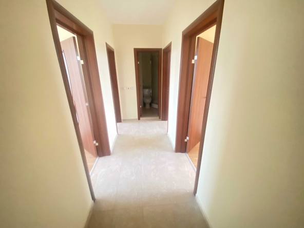 Тристаен апартамент в Поморие - 91 кв.м за 510 €/кв.м - Снимка #1