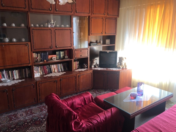 Дава се под наем Двустаен апартамент в Видин, Химик - 64 кв.м за 204 € - Снимка #1