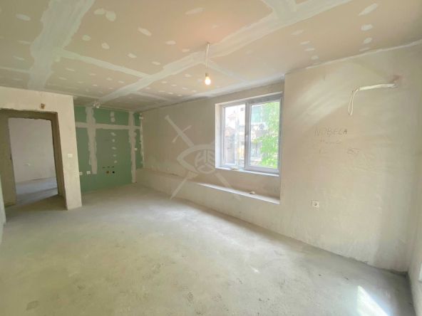 Двустаен апартамент в Пловдив, Кючук Париж - 62 кв.м за 1330 €/кв.м - Снимка #1