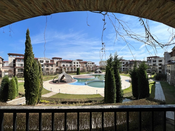 Тристаен апартамент в к.к. Слънчев бряг - 95 кв.м за 1390 €/кв.м - Снимка #1