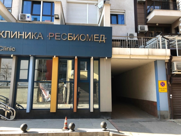 Дава се под наем Гараж / Паркомясто в София, Зона Б-19 - 17 кв.м за 71.4 € - Снимка #1