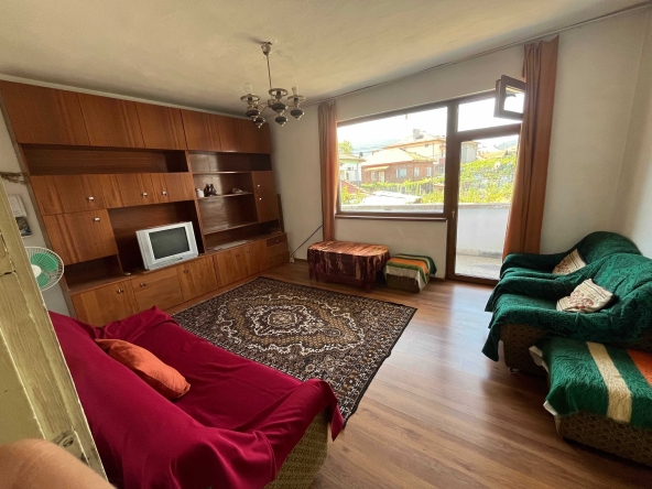 Дава се под наем Многостаен апартамент в Асеновград - 110 кв.м за 331.5 € - Снимка #1