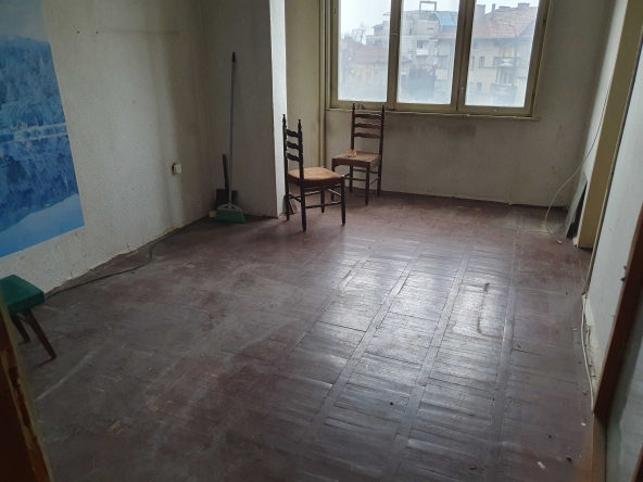 Двустаен апартамент в Казанлък - 58 кв.м за 1100 €/кв.м - Снимка #1