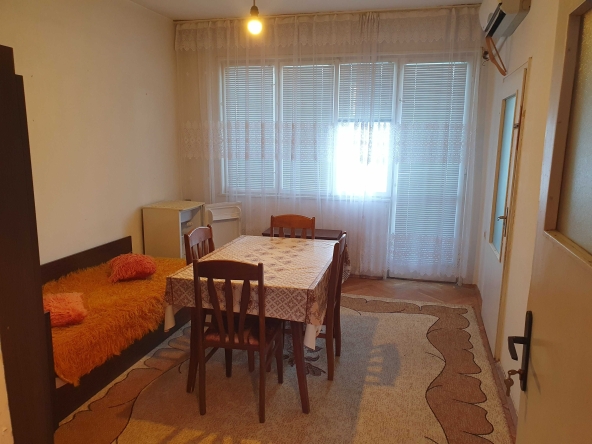 Четиристаен апартамент в Казанлък - 100 кв.м за 1117 €/кв.м - Снимка #1