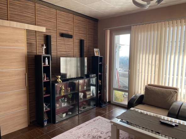 Тристаен апартамент в Пловдив, Тракия - 65 кв.м за 1400 €/кв.м - Снимка #1