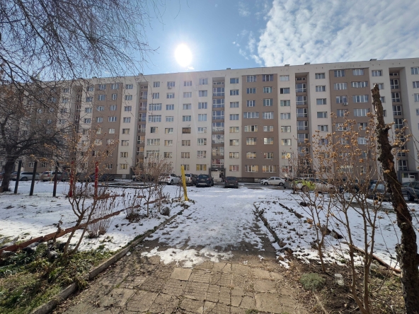 Тристаен апартамент в Перник, Димова махала - 78 кв.м за 1308 €/кв.м - Снимка #1