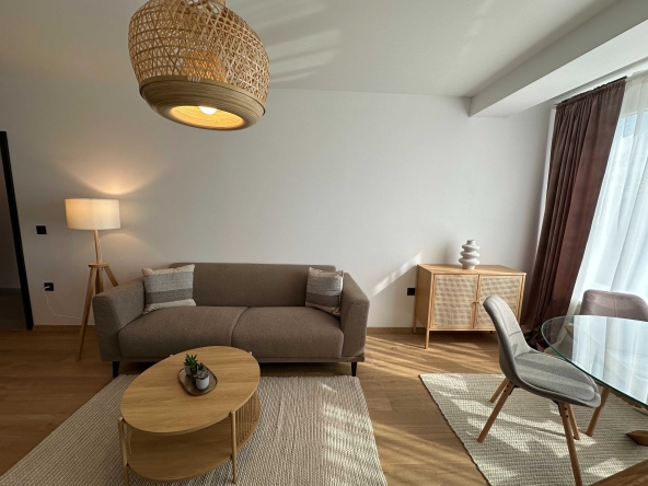 Тристаен апартамент в София, Център - 78 кв.м за 3065 €/кв.м - Снимка #1