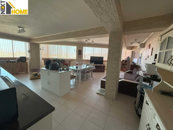 Тристаен апартамент в Асеновград - 115 кв.м за 1131 €/кв.м - Снимка #1