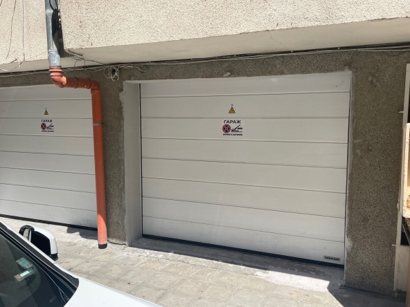 Дава се под наем Гараж / Паркомясто в Бургас, Лазур - 22 кв.м за 153 € - Снимка #1