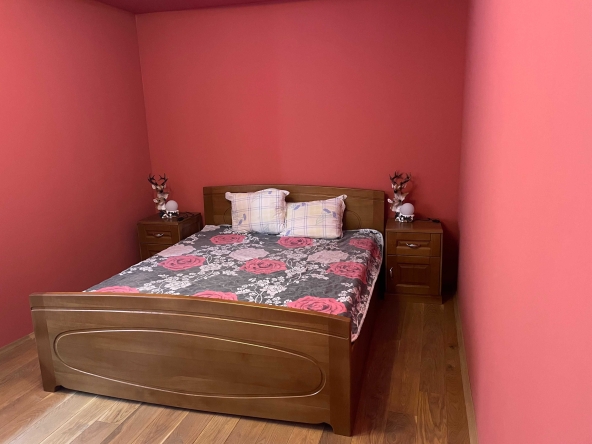 Тристаен апартамент в Благоевград, Идеален център - 100 кв.м за 1250 €/кв.м - Снимка #1