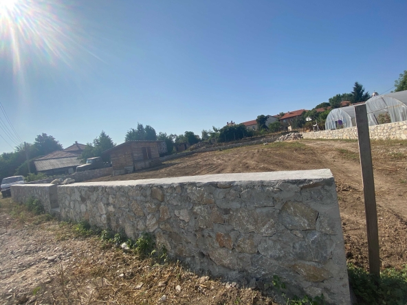 Парцел в с. Чешнегирово, Област Пловдив - 700 кв.м за 56 €/кв.м - Снимка #1