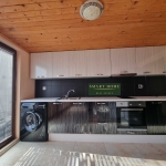 Дава се под наем Етаж от къща в Велико Търново, Център - 90 кв.м за 61.2 € - Снимка #1