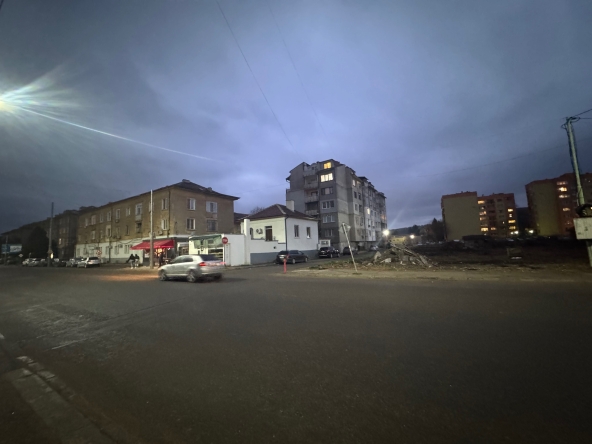 Многостаен апартамент в Перник, Мошино - 172 кв.м за 771 €/кв.м - Снимка #1