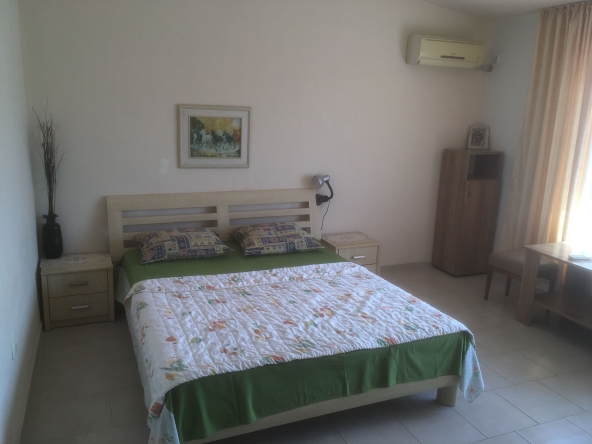 Дава се под наем Двустаен апартамент в к.к. Слънчев бряг - 50 кв.м за 1785 € - Снимка #1