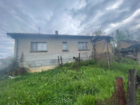 Къща в Габрово, Център - 40 кв.м за 472 €/кв.м - Снимка #1