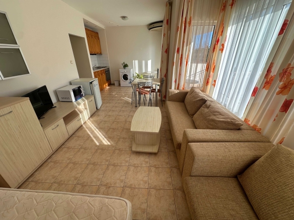 Двустаен апартамент в Свети Влас - 70 кв.м за 1143 €/кв.м - Снимка #1