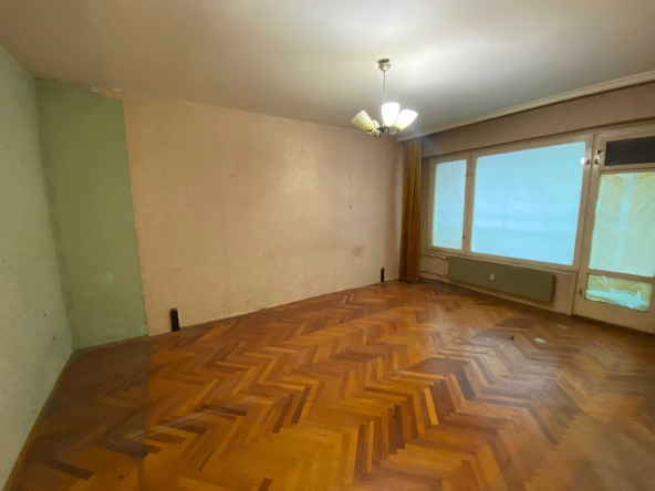 Тристаен апартамент в Русе, Възраждане - 80 кв.м за 1563 €/кв.м - Снимка #1