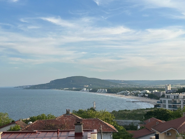 Къща в к.к. Албена - 111 кв.м за 2703 €/кв.м - Снимка #1