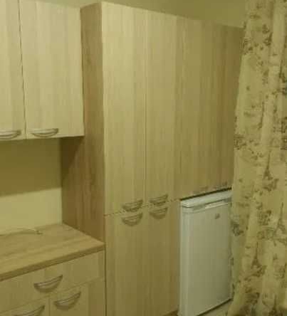 Дава се под наем Едностаен апартамент в Пловдив, Гагарин - 40 кв.м за 193.8 € - Снимка #1