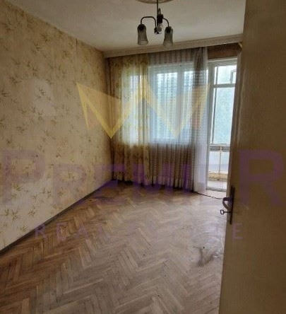 Многостаен апартамент в Варна, Колхозен пазар - 120 кв.м за 1534 €/кв.м - Снимка #1