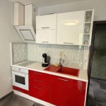 Дава се под наем Двустаен апартамент в Пловдив, Кършияка - 76 кв.м за 459 € - Снимка #1