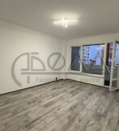 Тристаен апартамент в София, Обеля 2 - 70 кв.м за 2215 €/кв.м - Снимка #1
